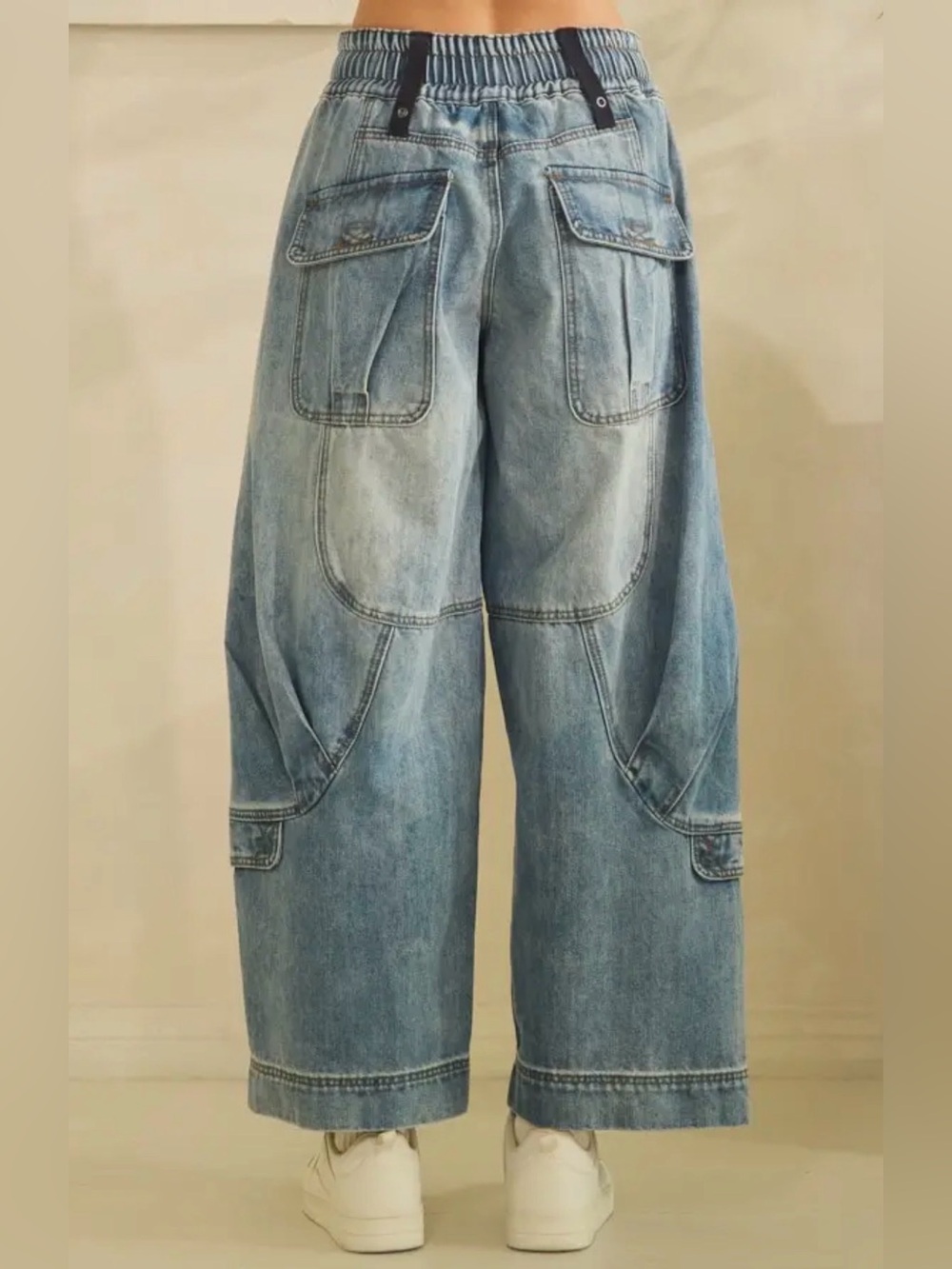 NEW Oli & Hali Detailed Barrel Denim Jeans - Picture 4 of 7